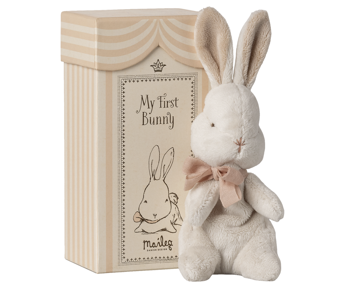 Muy first bunny Empolvado