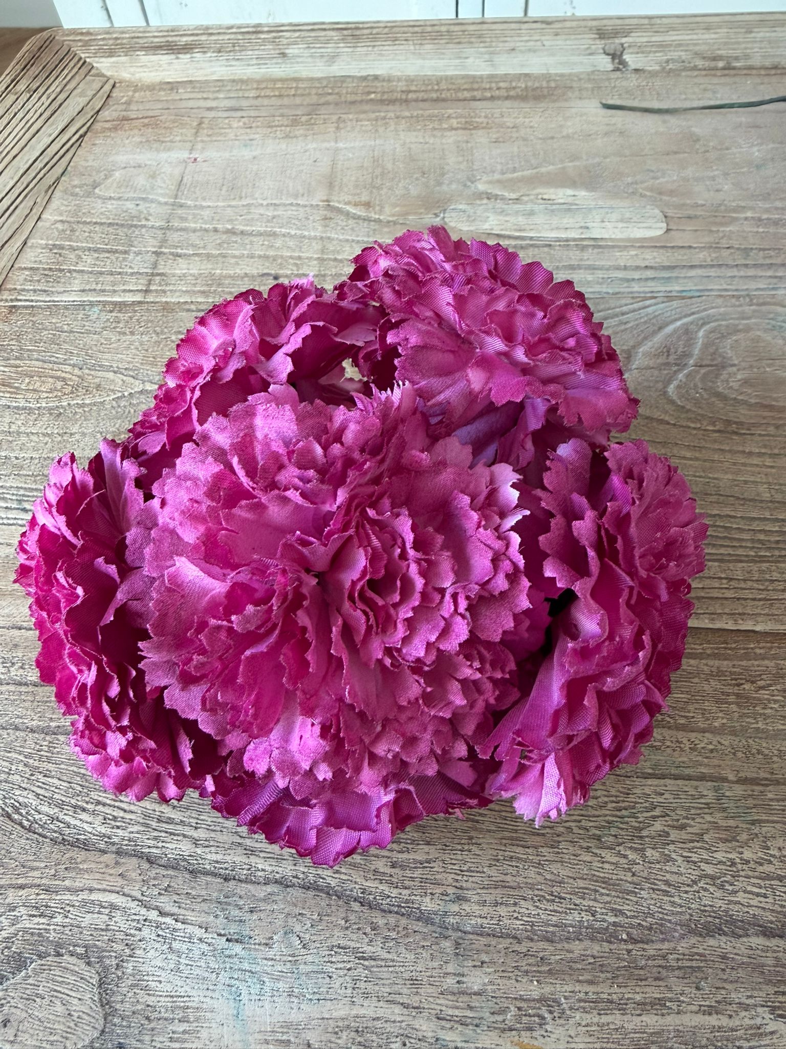Flor flamenca clavel buganvilla