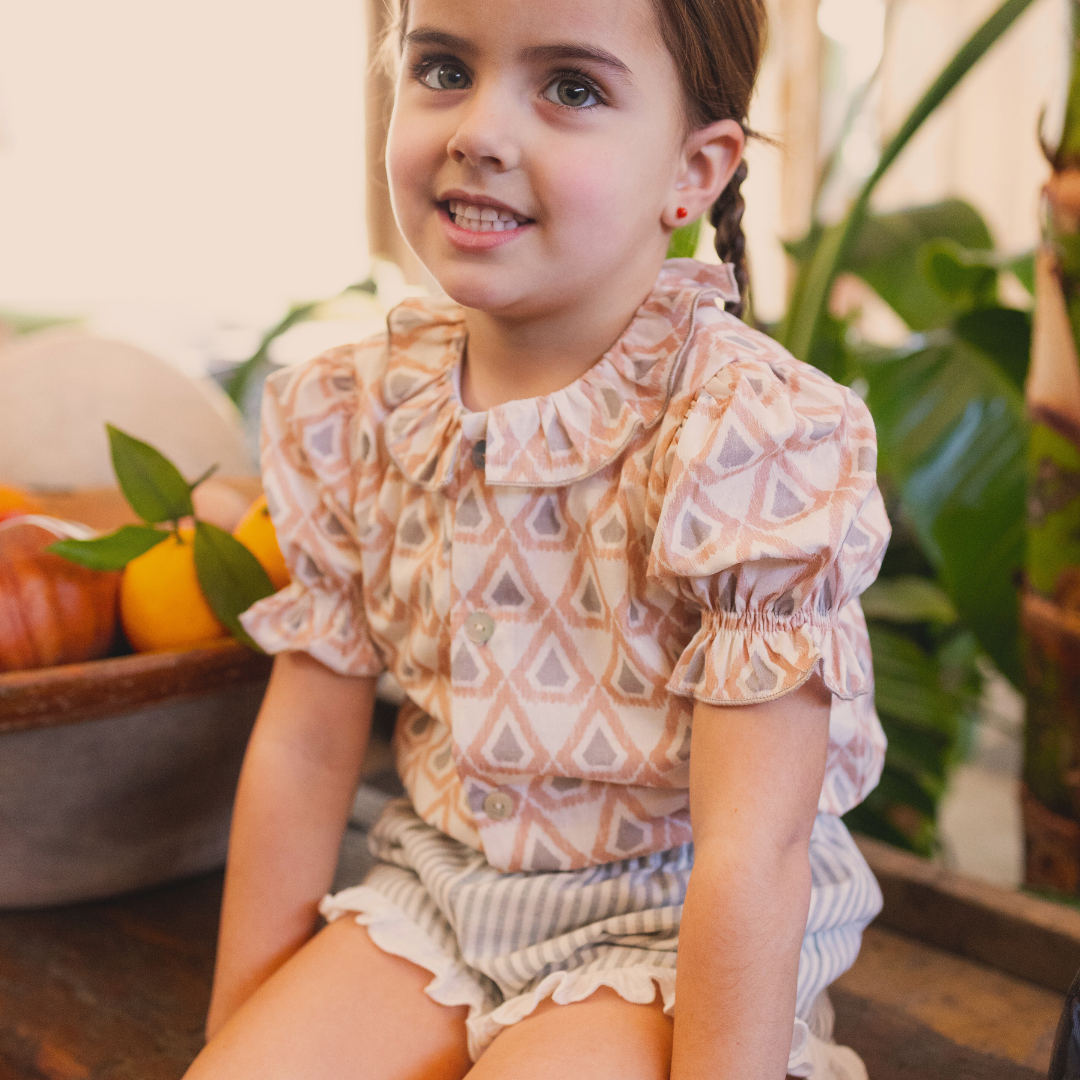 Short lino raya gris
