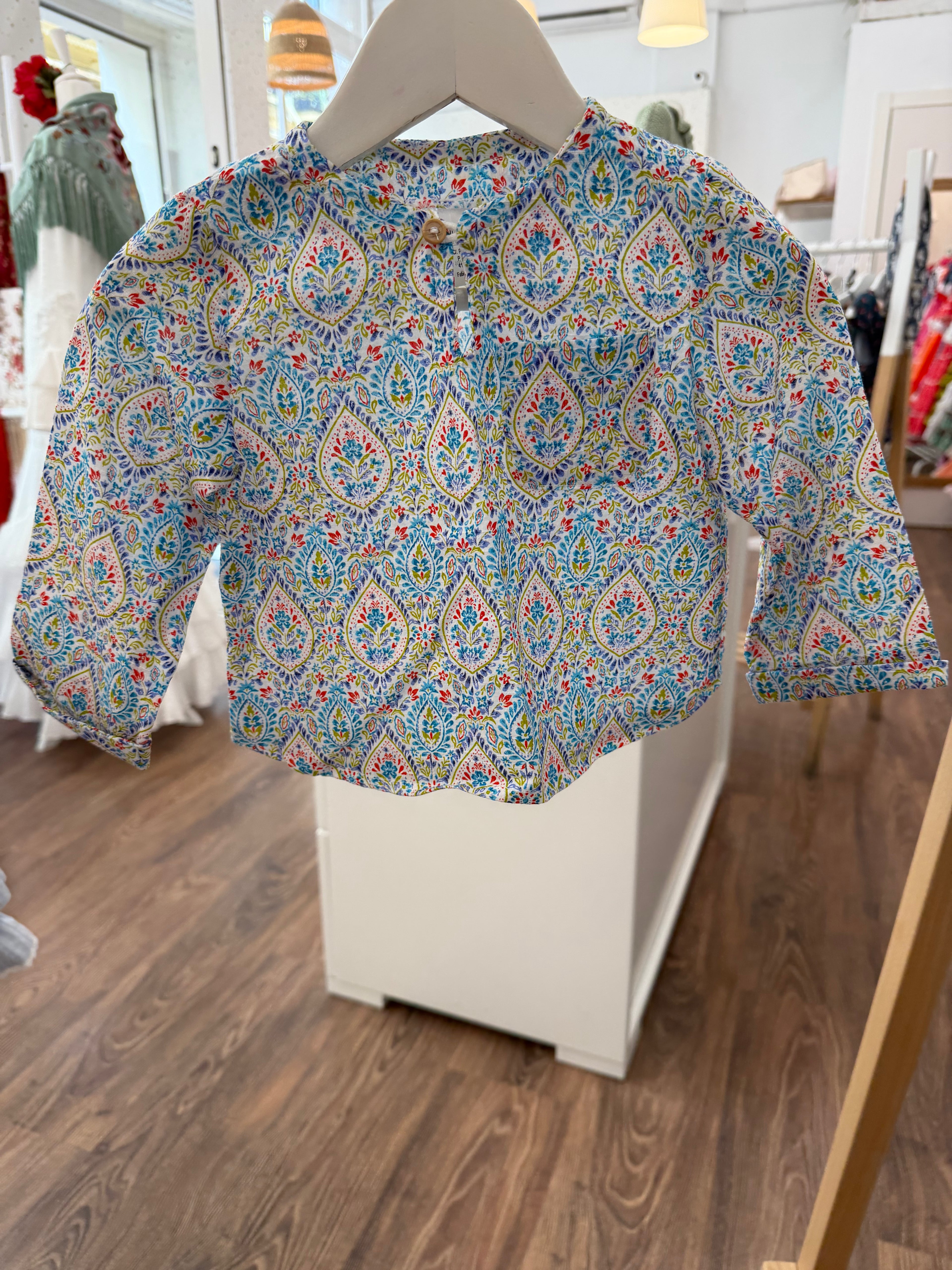 Camisa lirio celeste