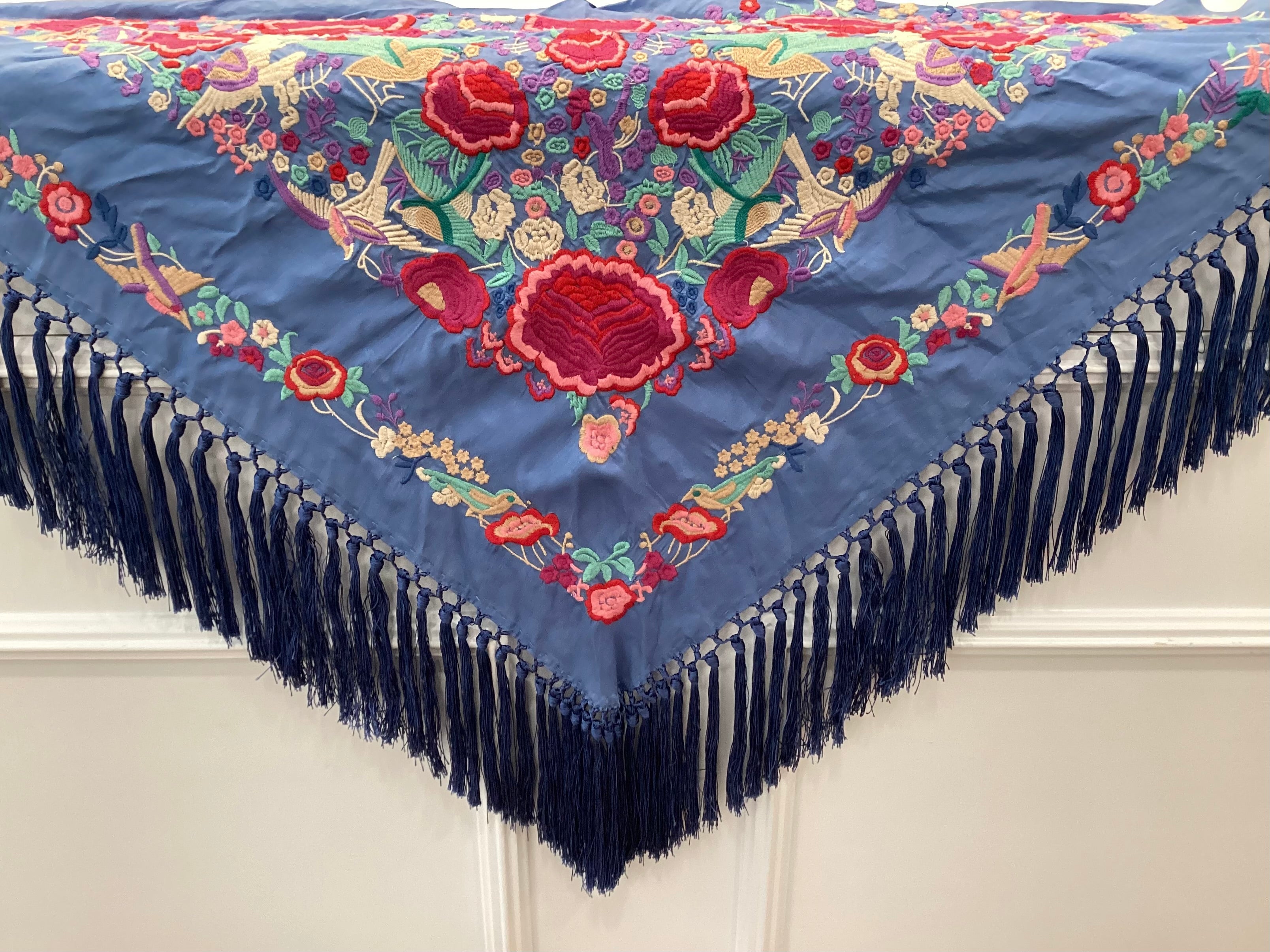 Mantón señora Adriana ducado