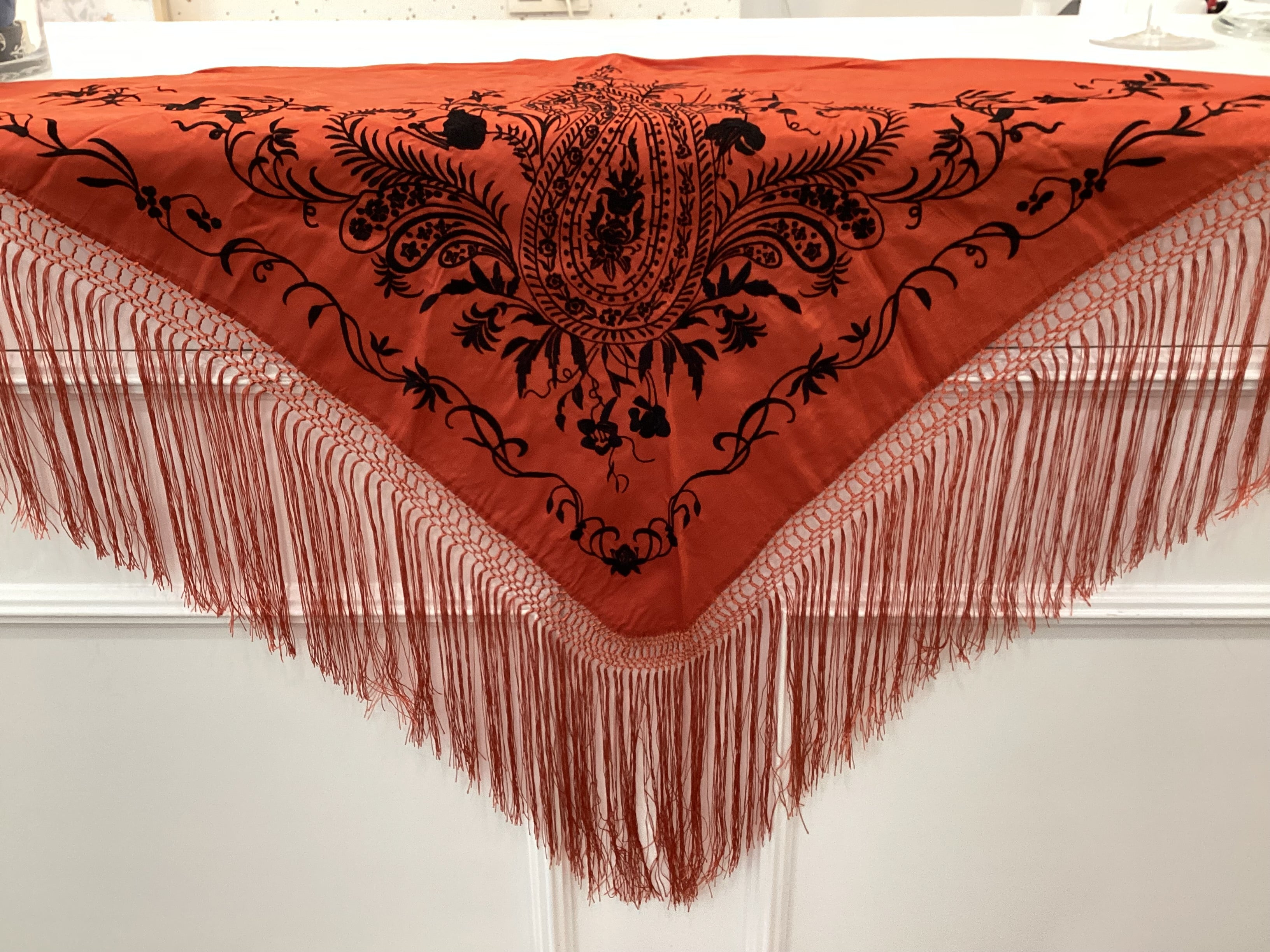 Mantón señora Gabriela terracota